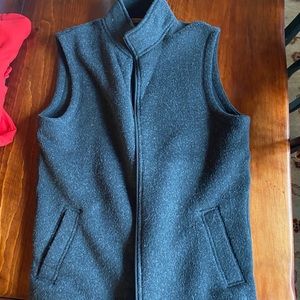 Men’s smart wool vest